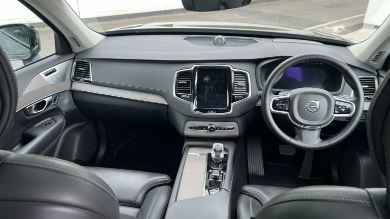 Volvo XC90 2.0 T8 [455] RC PHEV Ultimate Dark 5dr AWD Gtron Estate